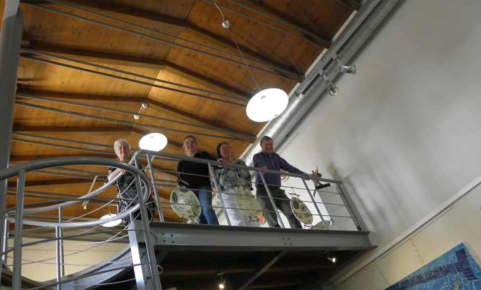 «5 γυναίκες συνομιλούν με την τέχνη»