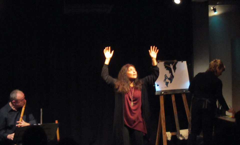 Κλωστή απ'το φεγγάρι, βελόνι απ'τον ήλιο